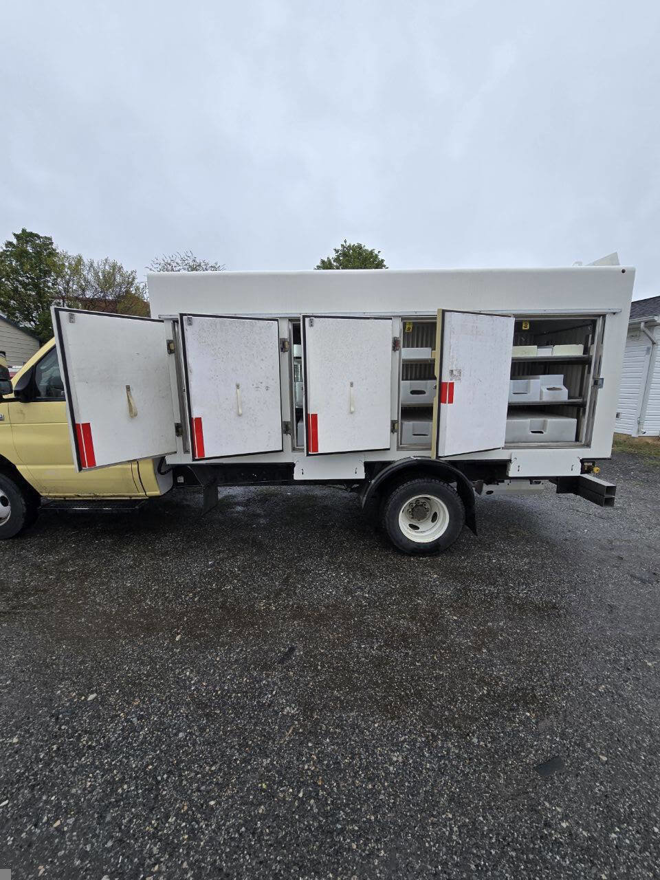 Used 2019 Ford E-450 and Econoline 450 Super Duty w/ Power Windows & Locks Group image 7