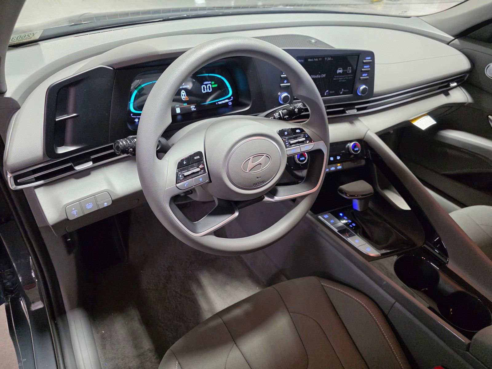 New 2026 Hyundai Elantra Blue FWD image 21