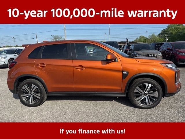 Used 2025 Mitsubishi Outlander Sport LE AWD/4WD image 12