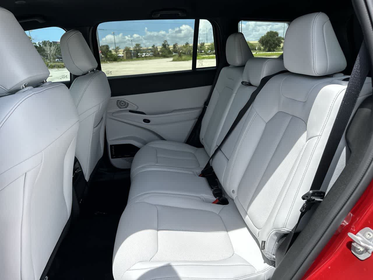 New 2026 Jeep Cherokee Limited AWD/4WD image 19