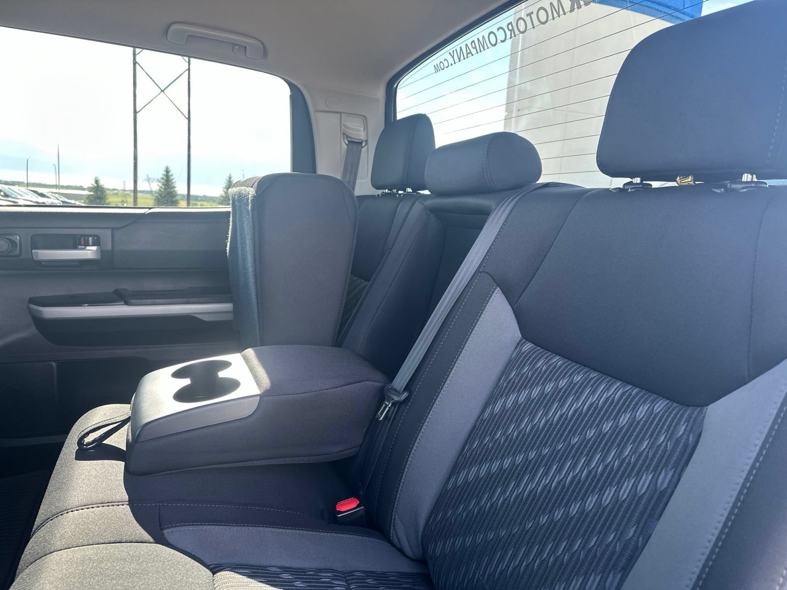 Used 2020 Toyota Tundra SR5 w/ SR5 Upgrade Package AWD/4WD image 24