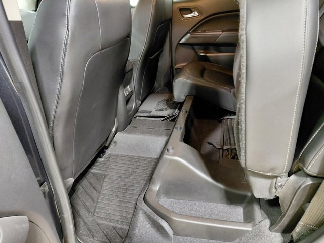 Certified 2020 GMC Canyon SLT w/ Driver Alert Package image 45