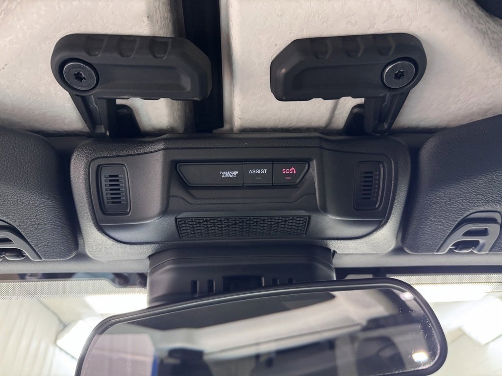 Used 2024 Jeep Gladiator Sport image 38