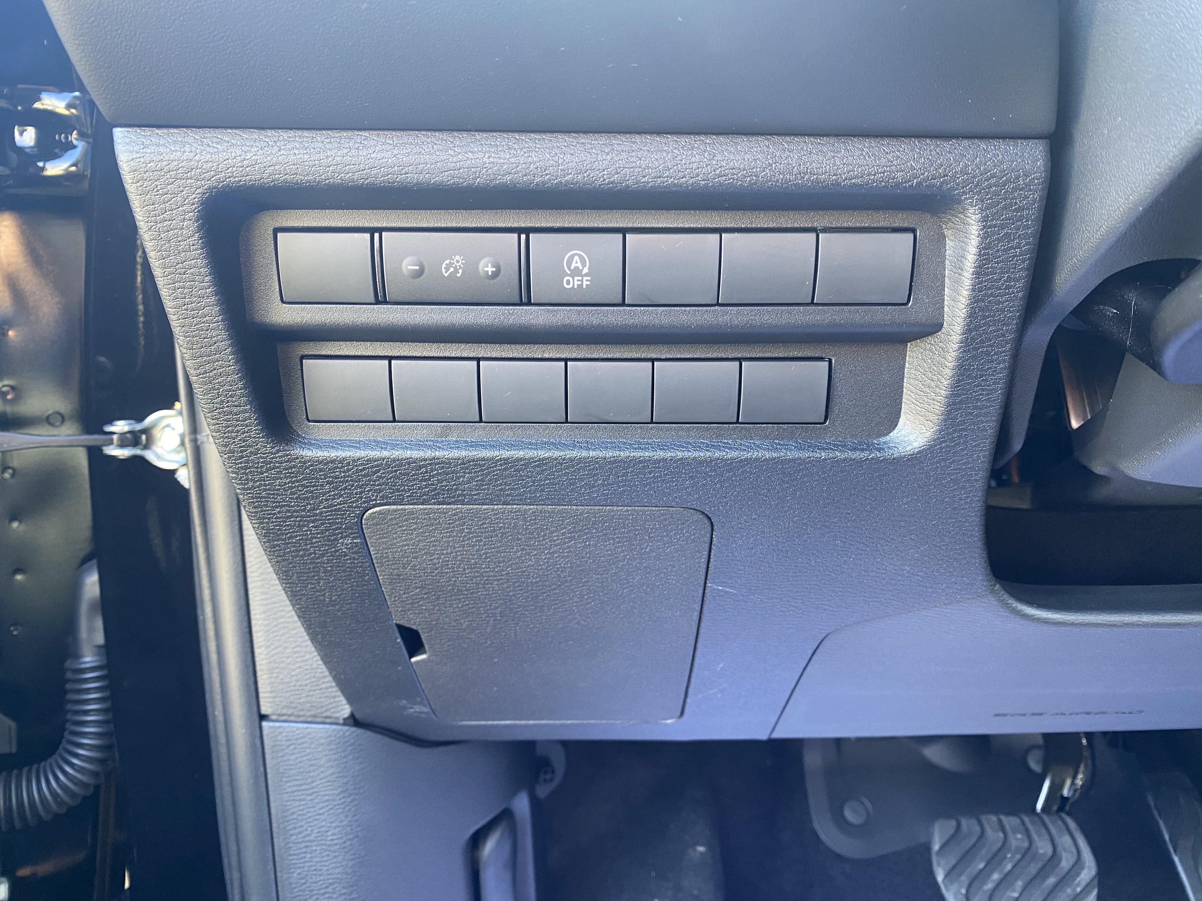 New 2026 Mitsubishi Outlander ES FWD image 6