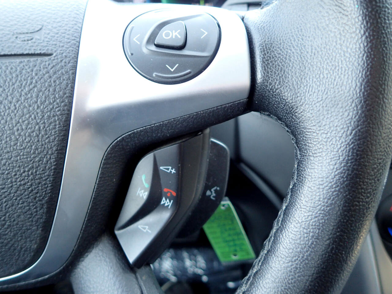 Used 2013 Ford C-MAX SE FWD image 16