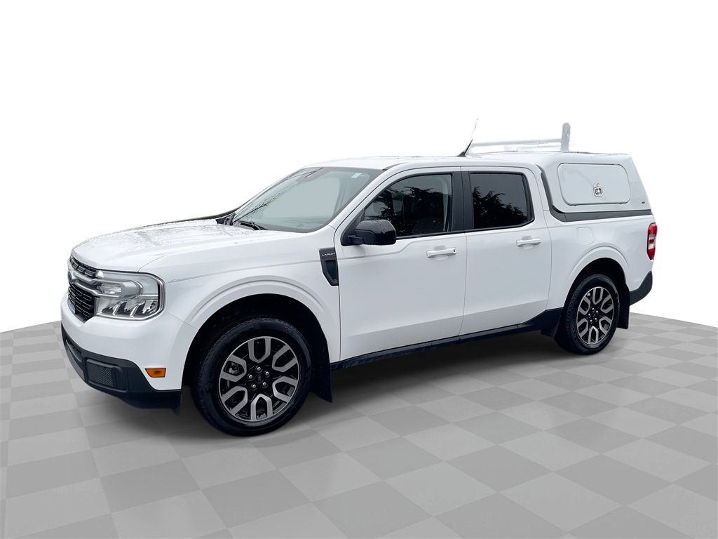 Used 2024 Ford Maverick Lariat w/ 4K Tow Package image 1