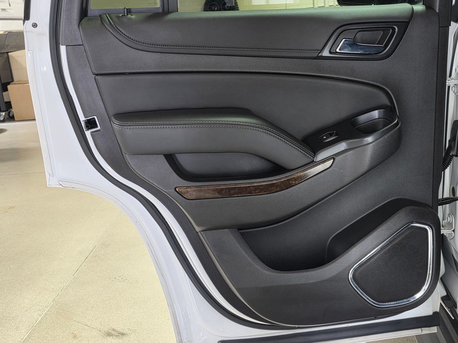 Used 2019 Chevrolet Tahoe LT RWD image 13