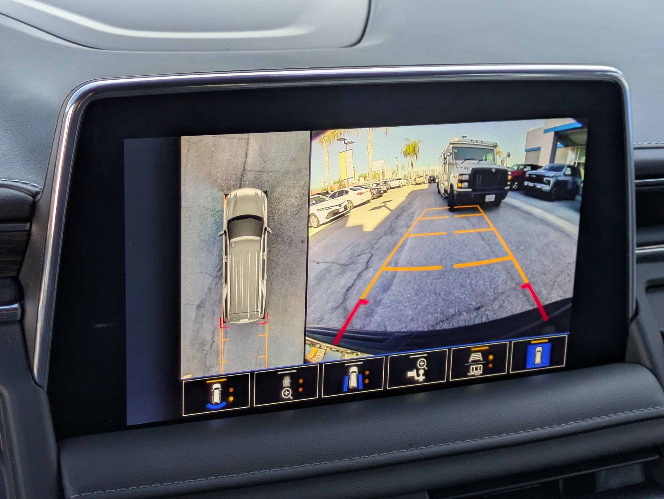 Certified 2022 Chevrolet Tahoe LT w/ Luxury Package image 19