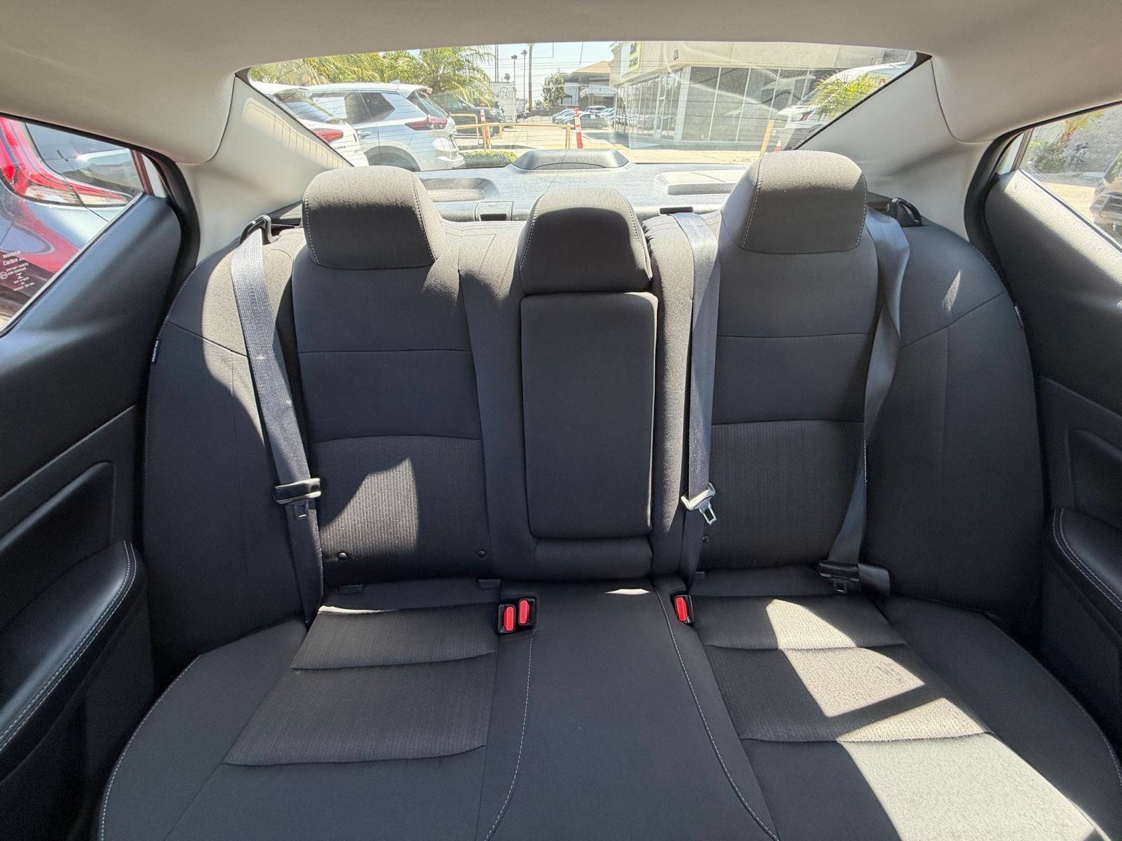 Used 2025 Nissan Altima 2.5 SV FWD image 37