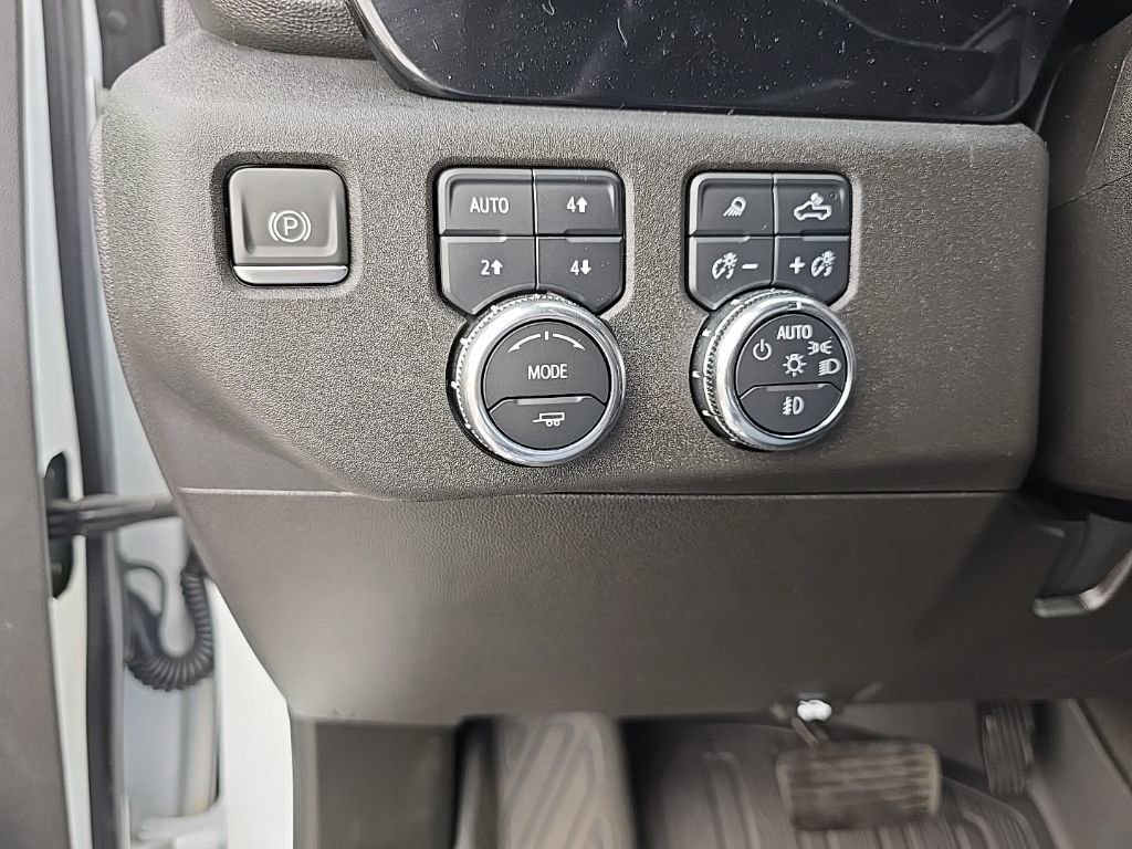 Used 2024 GMC Sierra 3500 SLT w/ X31 Off-Road Package image 19