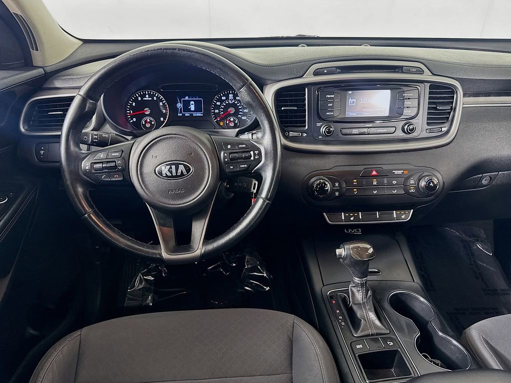 Used 2016 Kia Sorento LX w/ LX Convenience Package image 24