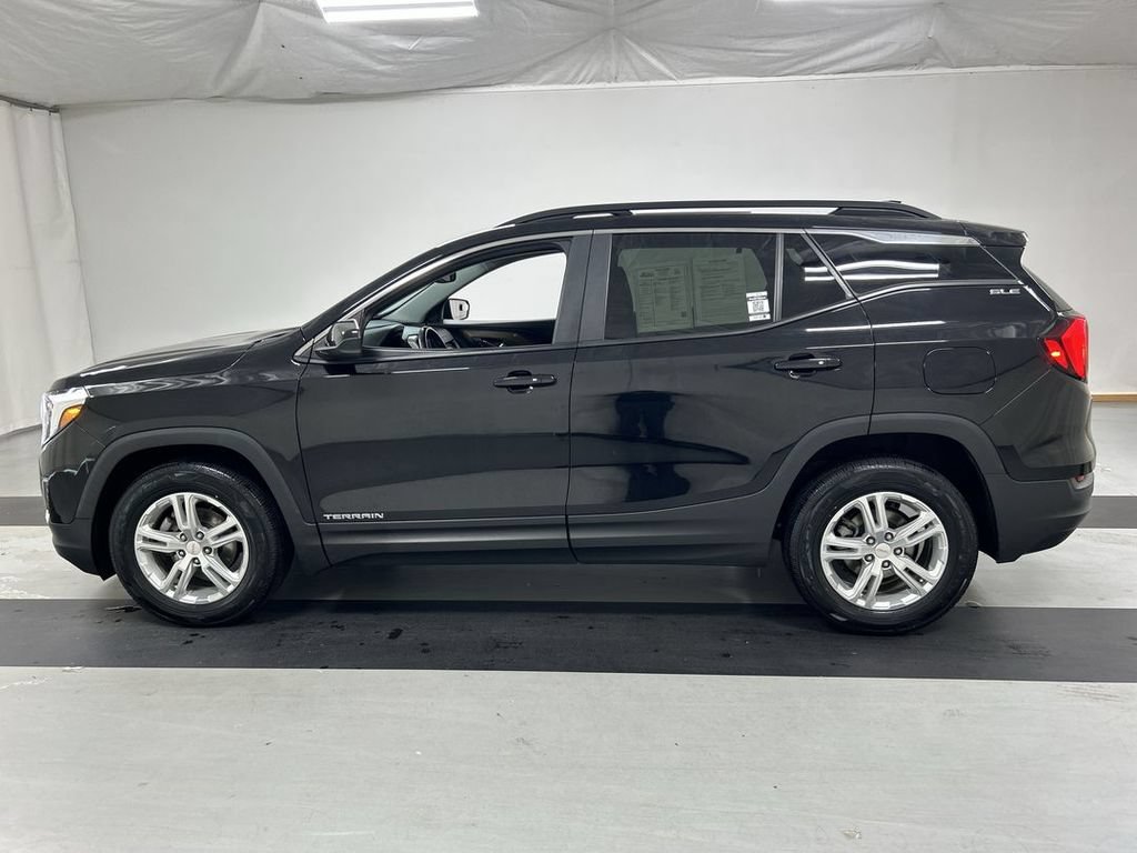 Used 2021 GMC Terrain SLE w/ Driver Convenience Package AWD/4WD image 6