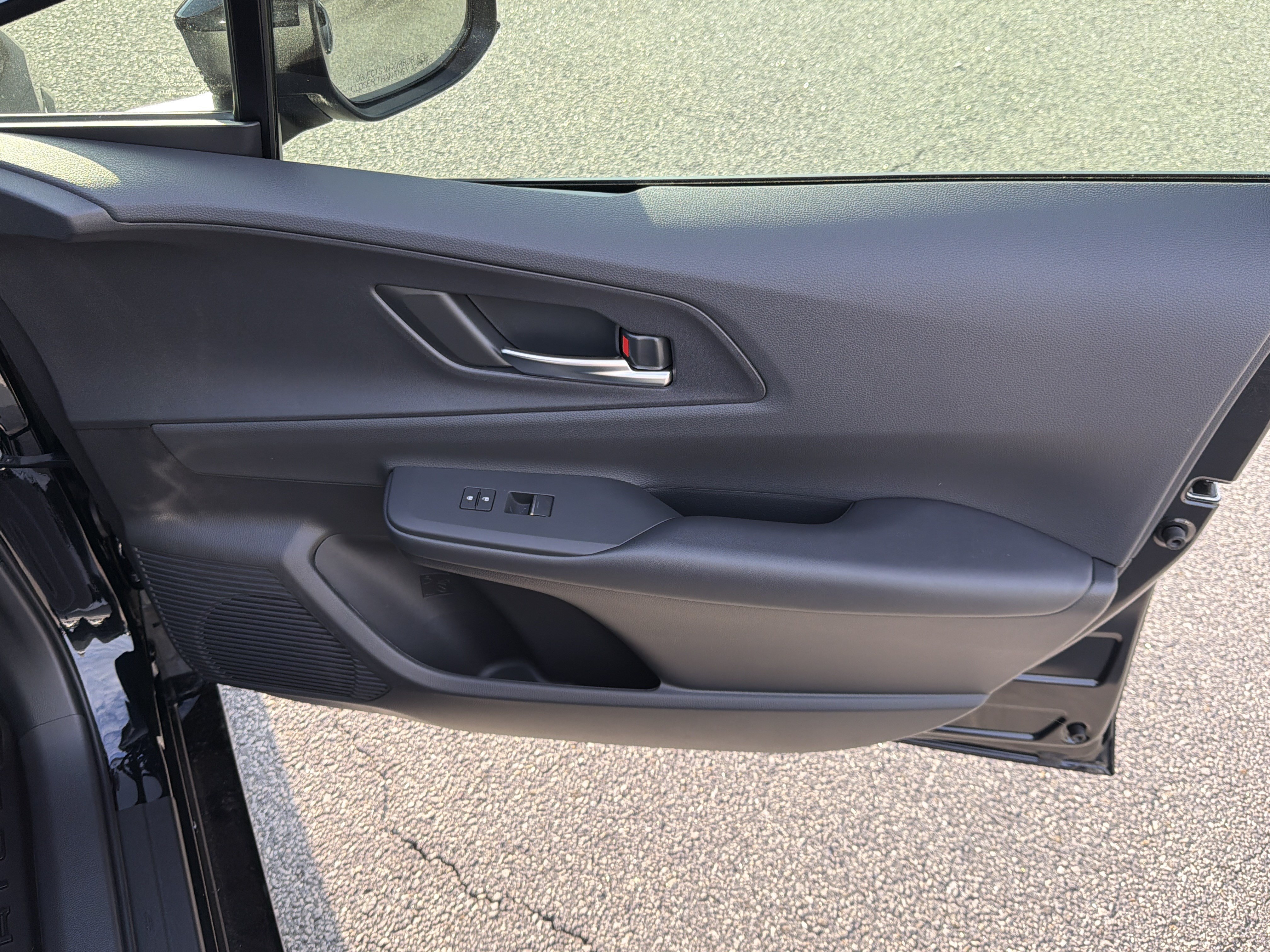 New 2026 Toyota Prius Plug-In Hybrid FWD image 23