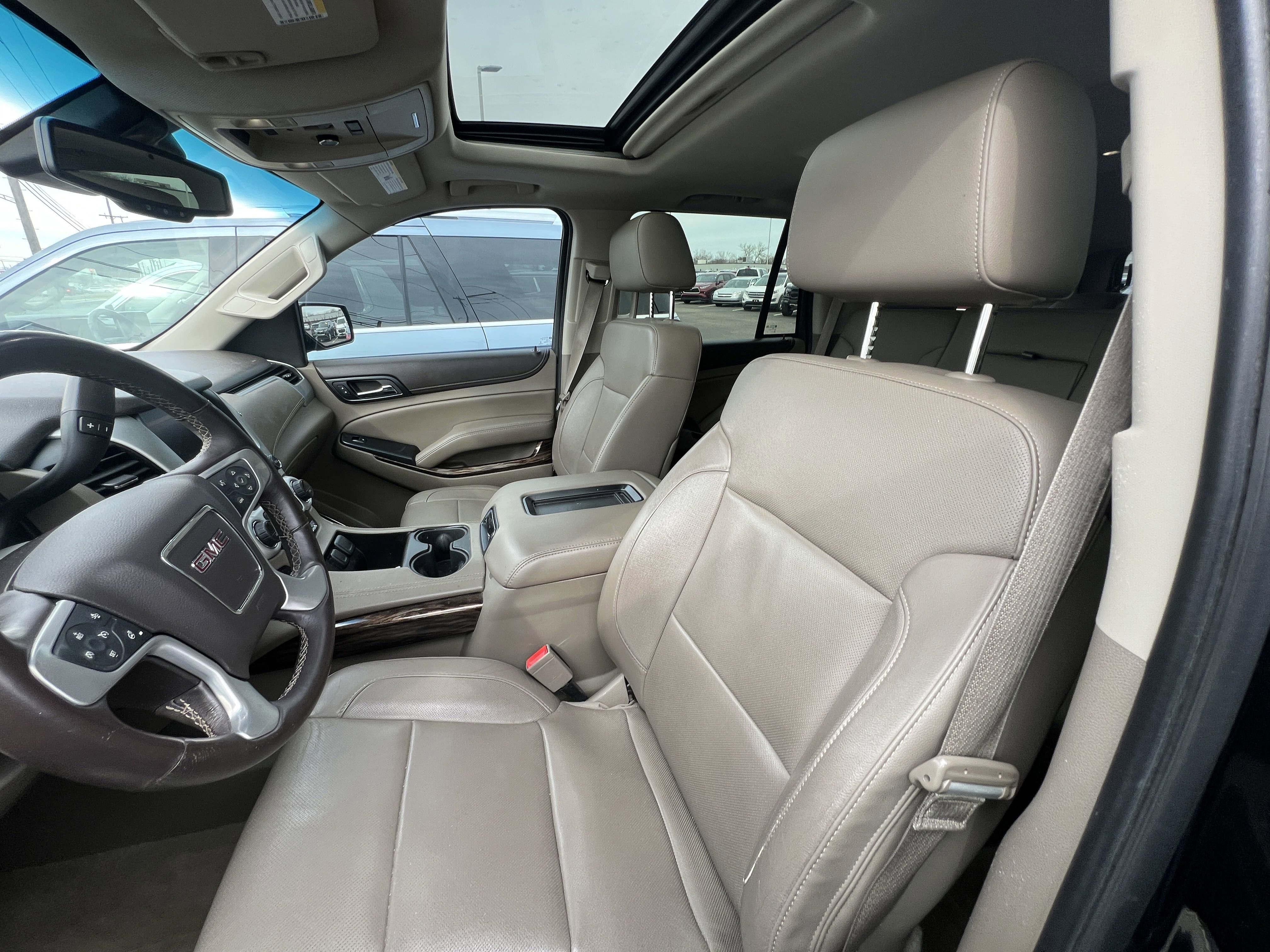 Used 2015 GMC Yukon SLT AWD/4WD image 7