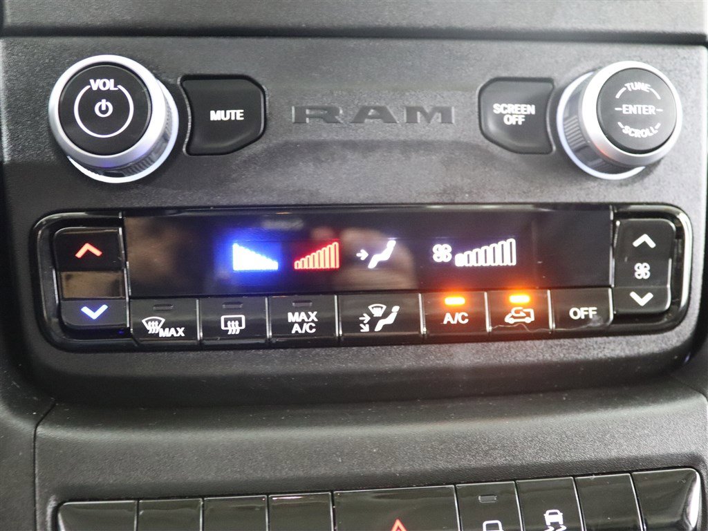 Used 2023 RAM ProMaster 2500 FWD image 26