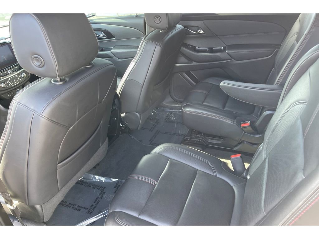 Used 2022 Chevrolet Traverse RS image 14