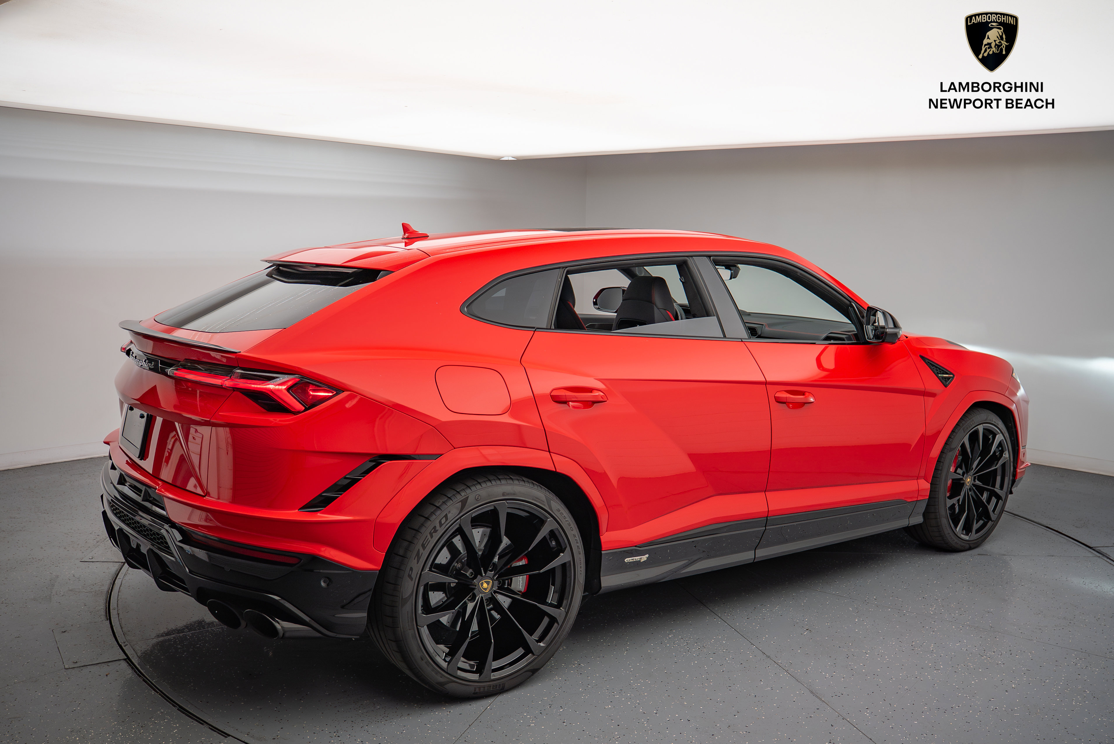 Used 2024 Lamborghini Urus S image 19