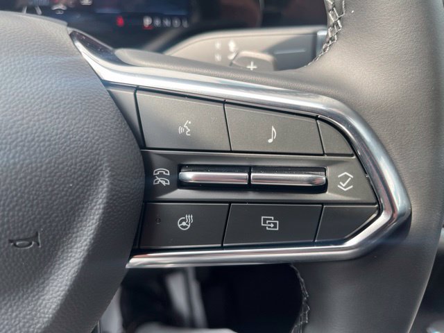 New 2027 Chevrolet Equinox LT w/ Convenience Package II FWD image 24
