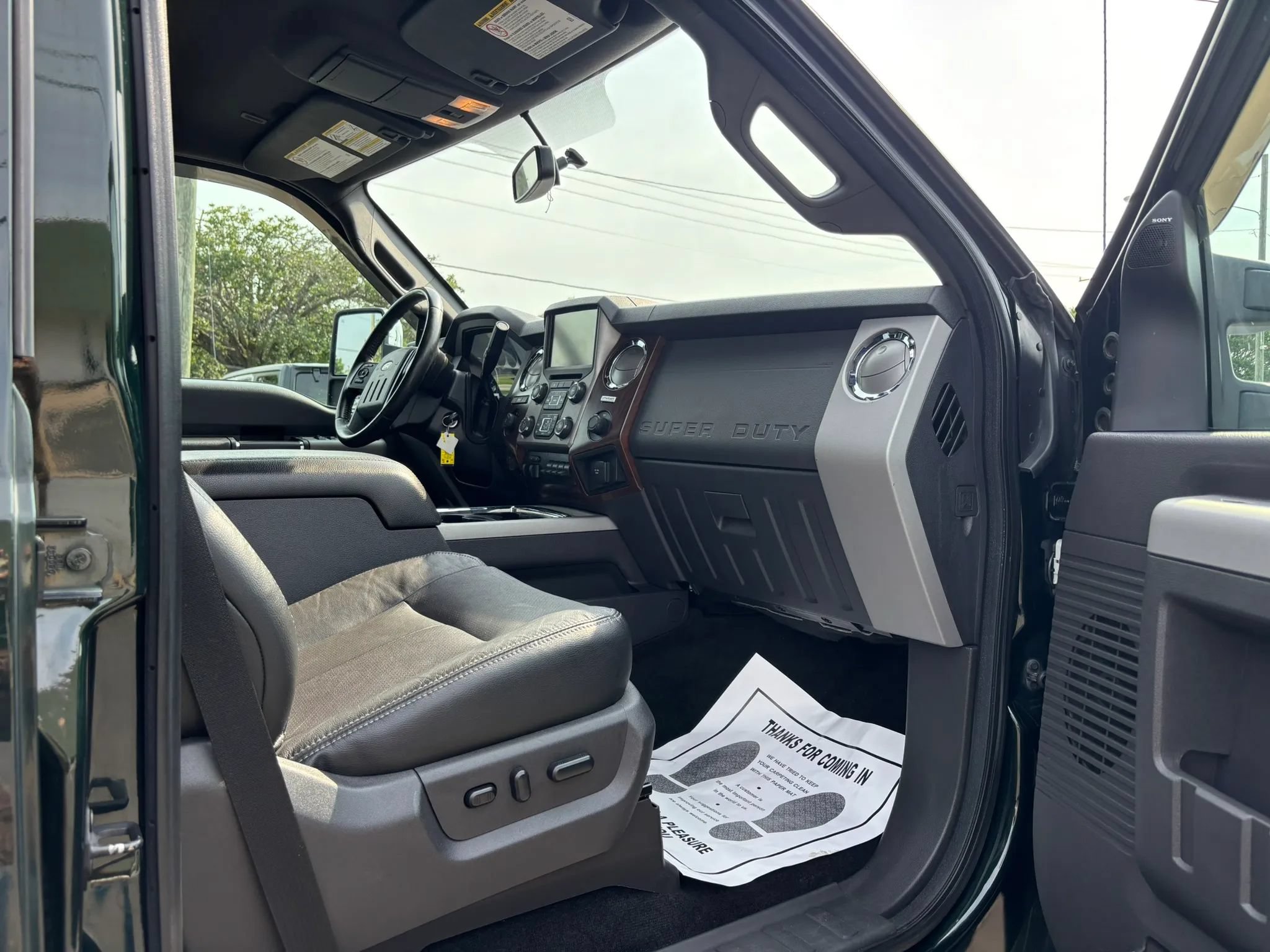 Used 2015 Ford F250 Lariat w/ Chrome Package AWD/4WD image 36