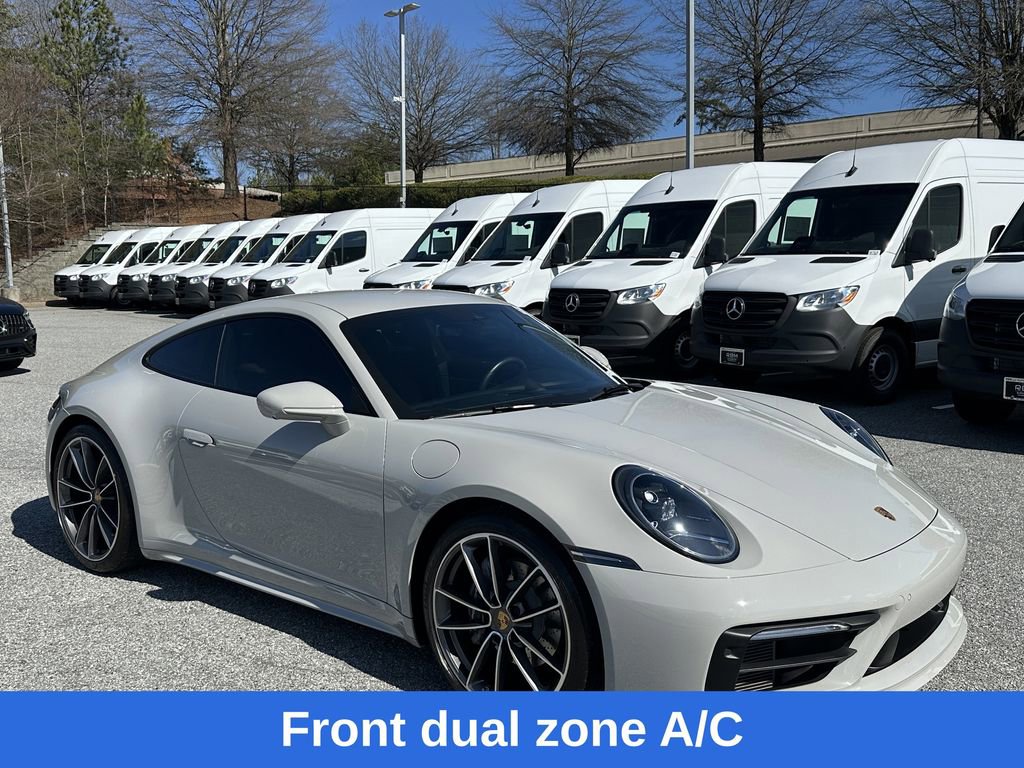 Used 2022 Porsche 911 Carrera image 2