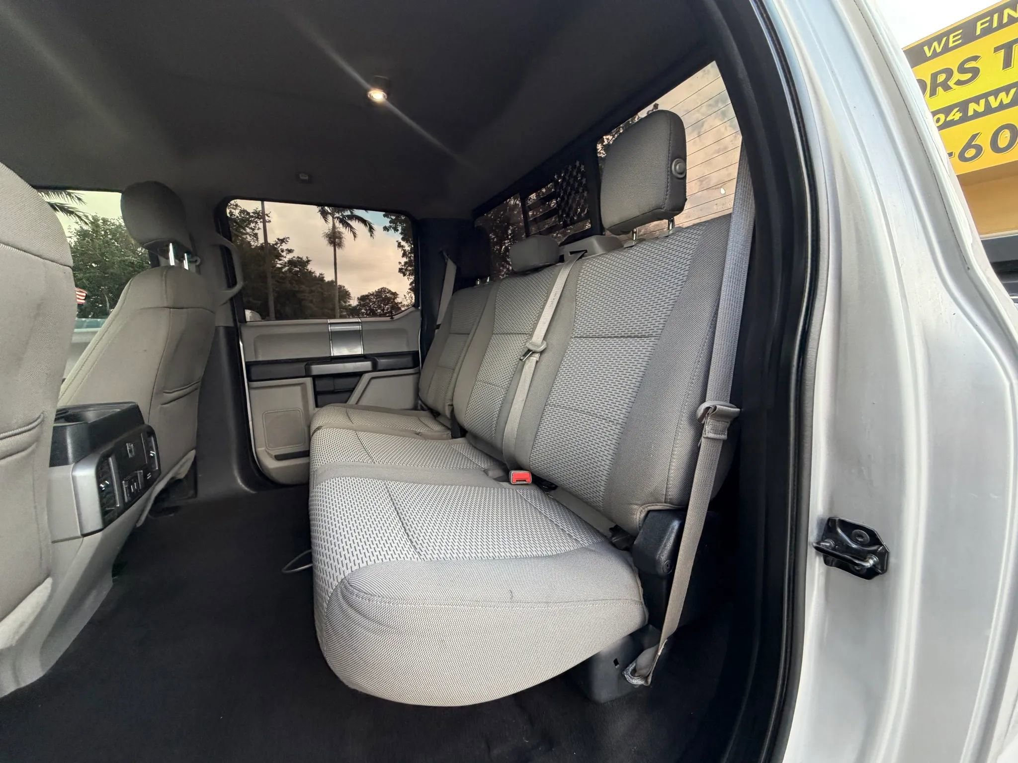 Used 2018 Ford F250 XLT w/ XLT Premium Package image 16