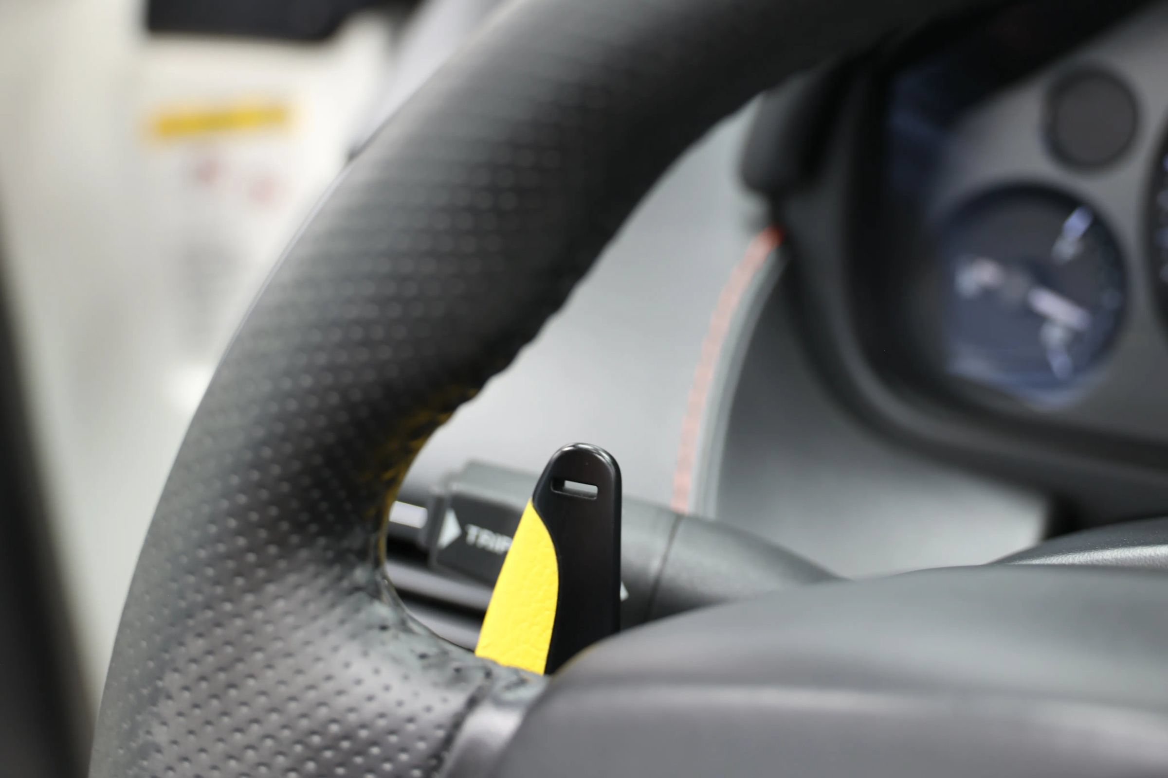Used 2016 Aston Martin V8 Vantage GT RWD image 26