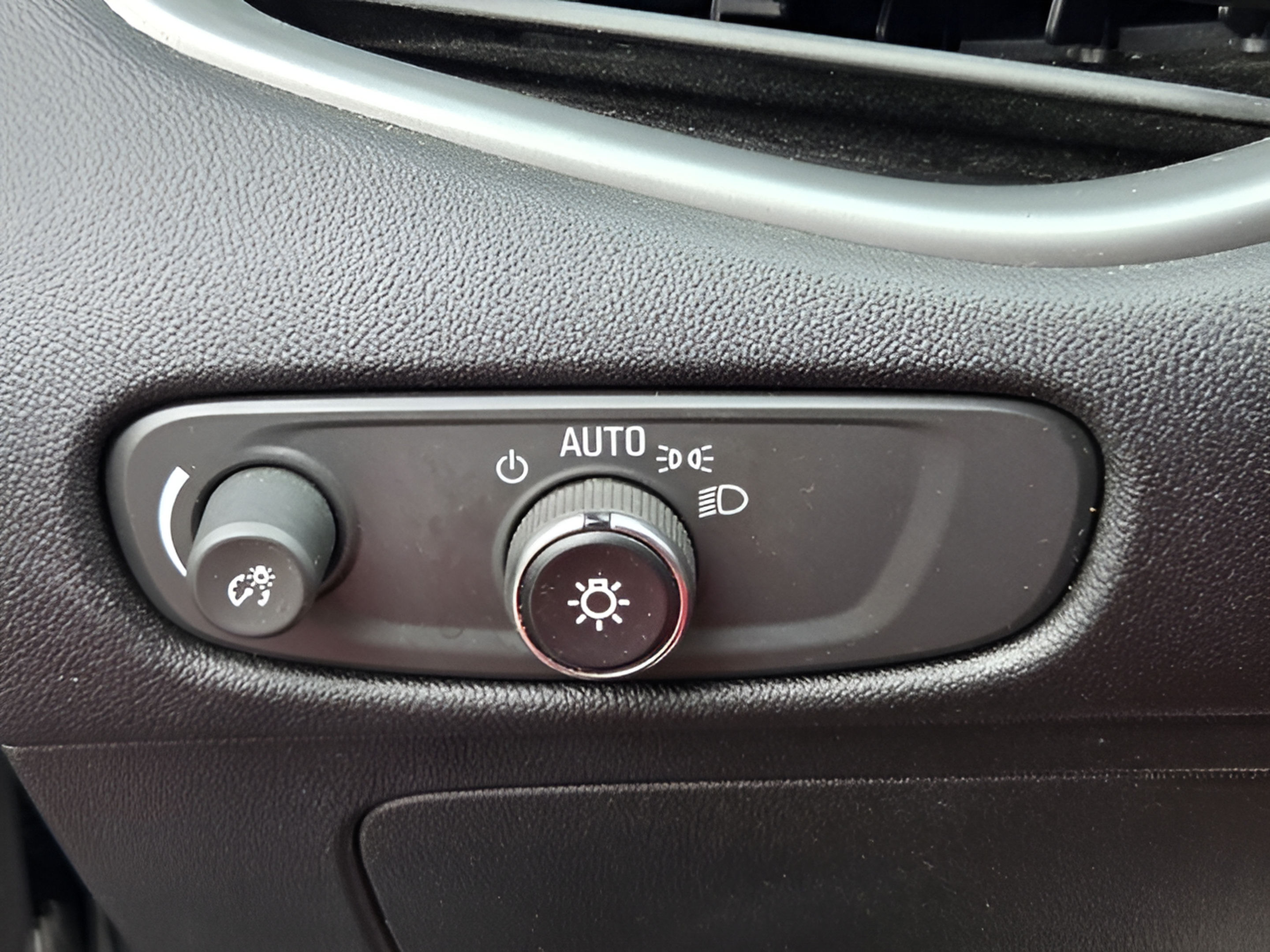 Used 2024 Chevrolet Malibu LT FWD image 22