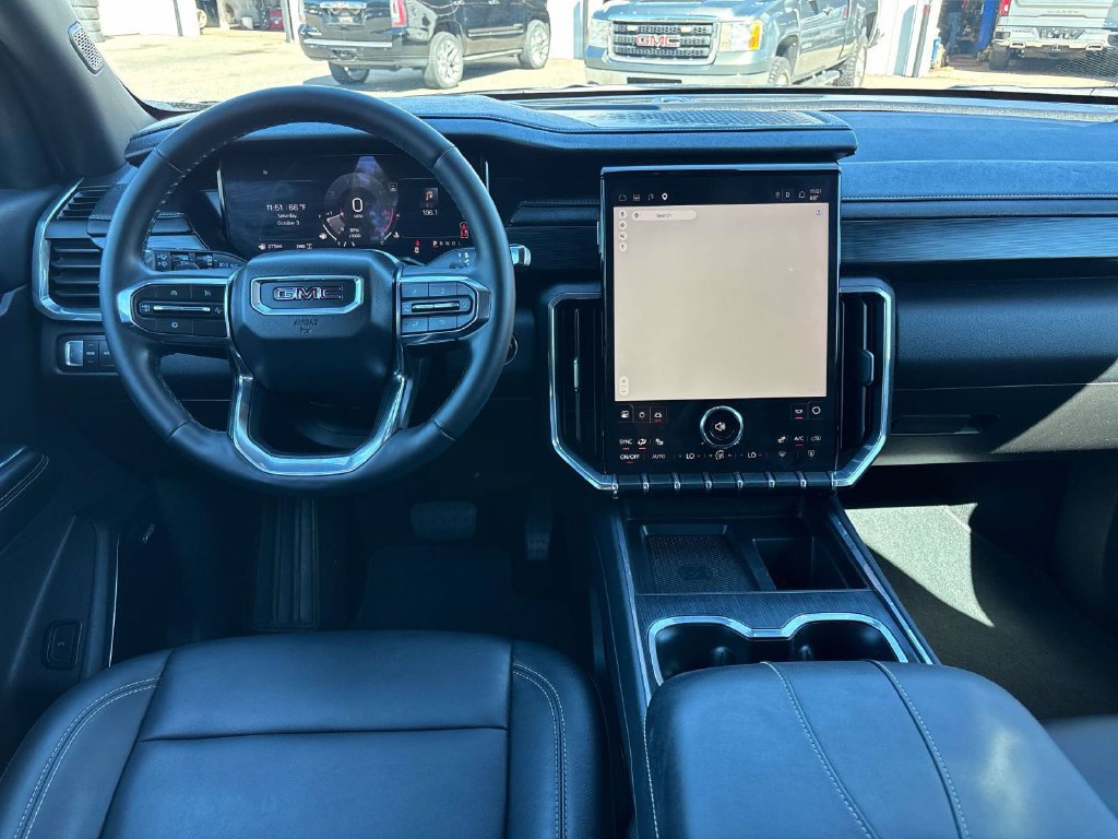 Used 2024 GMC Acadia Elevation w/ Luxury Package AWD/4WD image 11