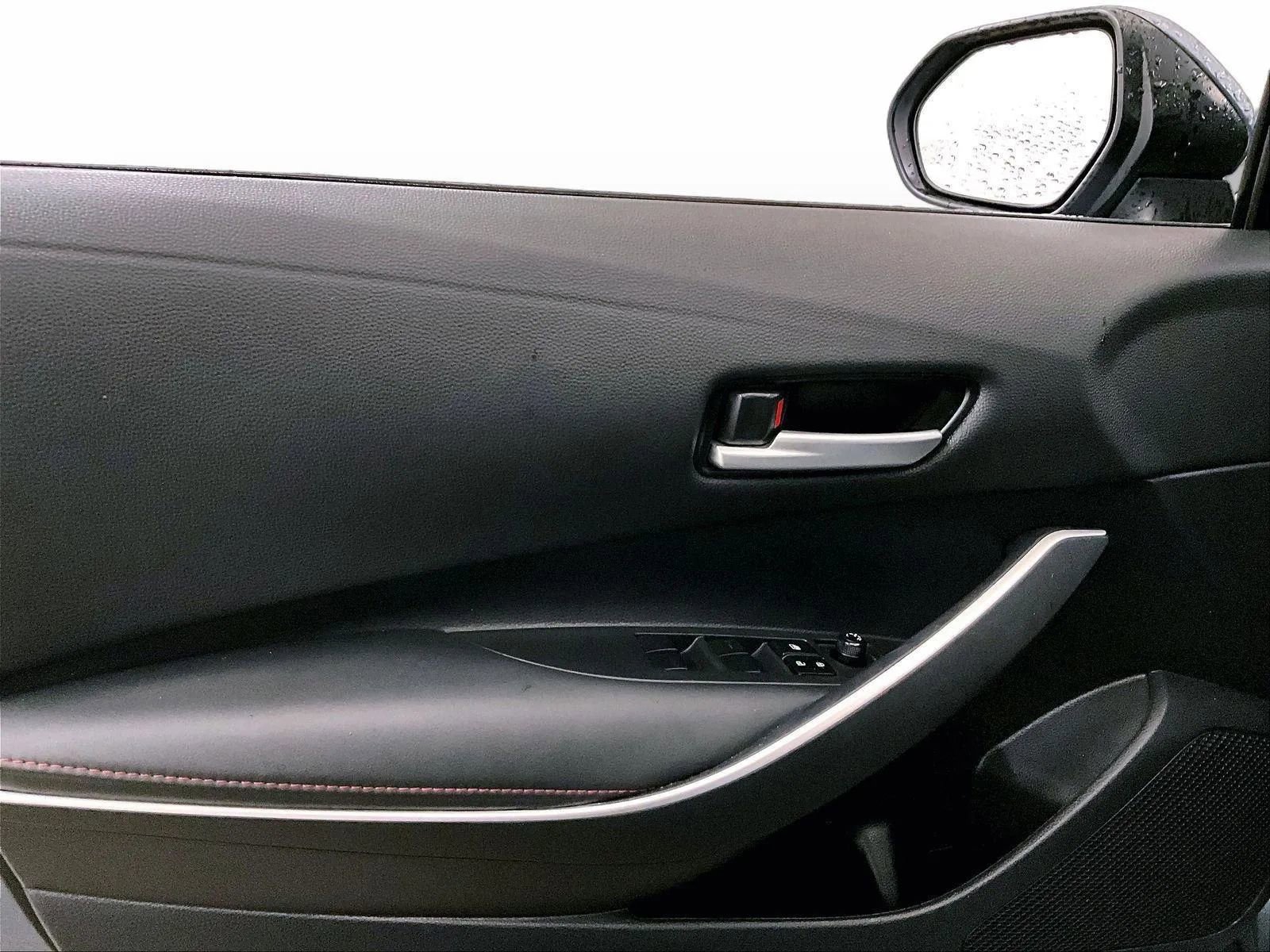 Used 2024 Toyota Corolla SE image 22