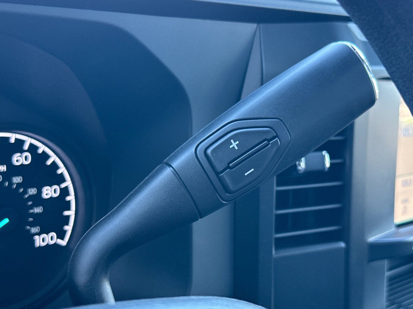 Used 2024 Ford F550 XL w/ XL Chrome Package image 21