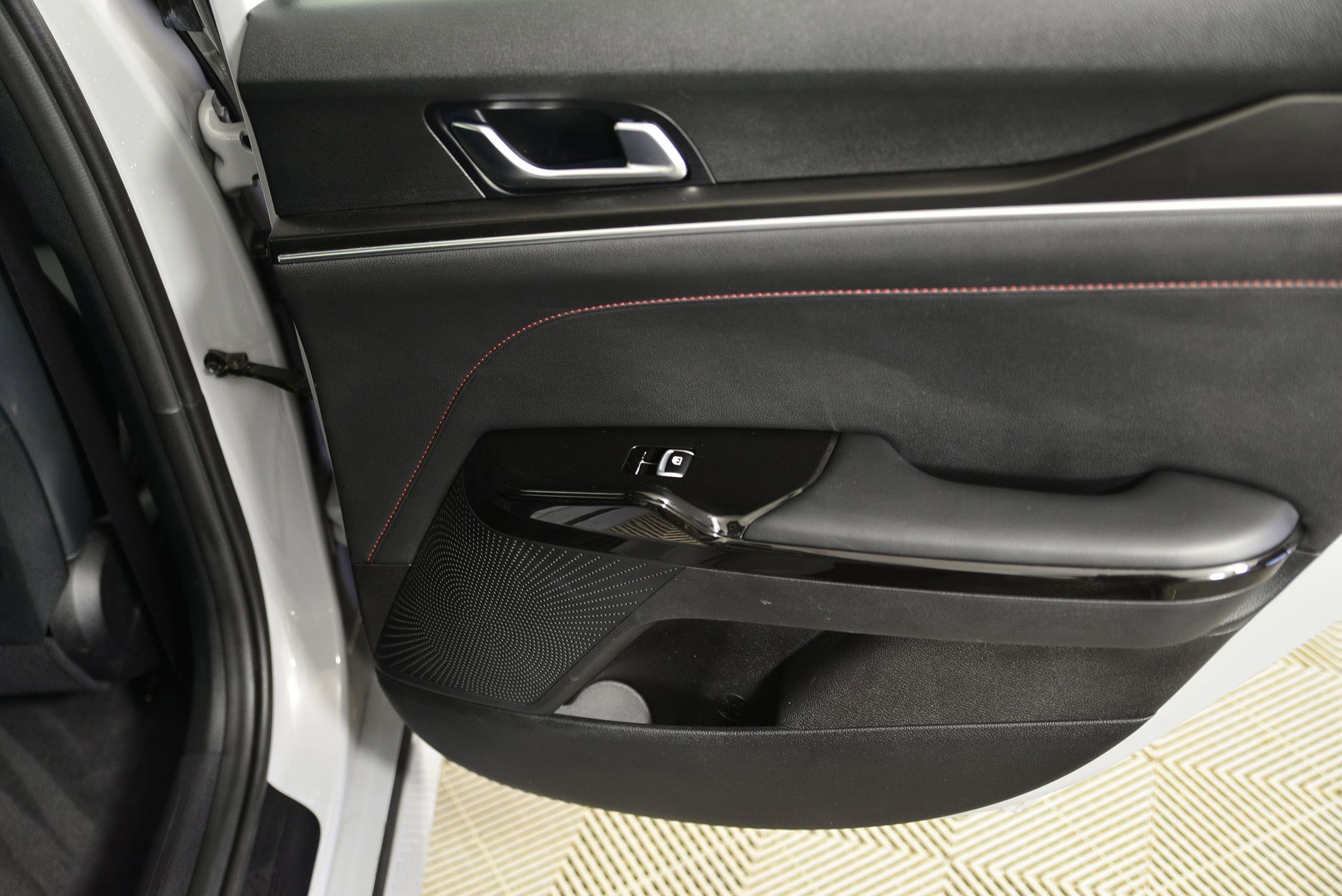 Used 2023 Kia K5 GT w/ GT1 Package image 23