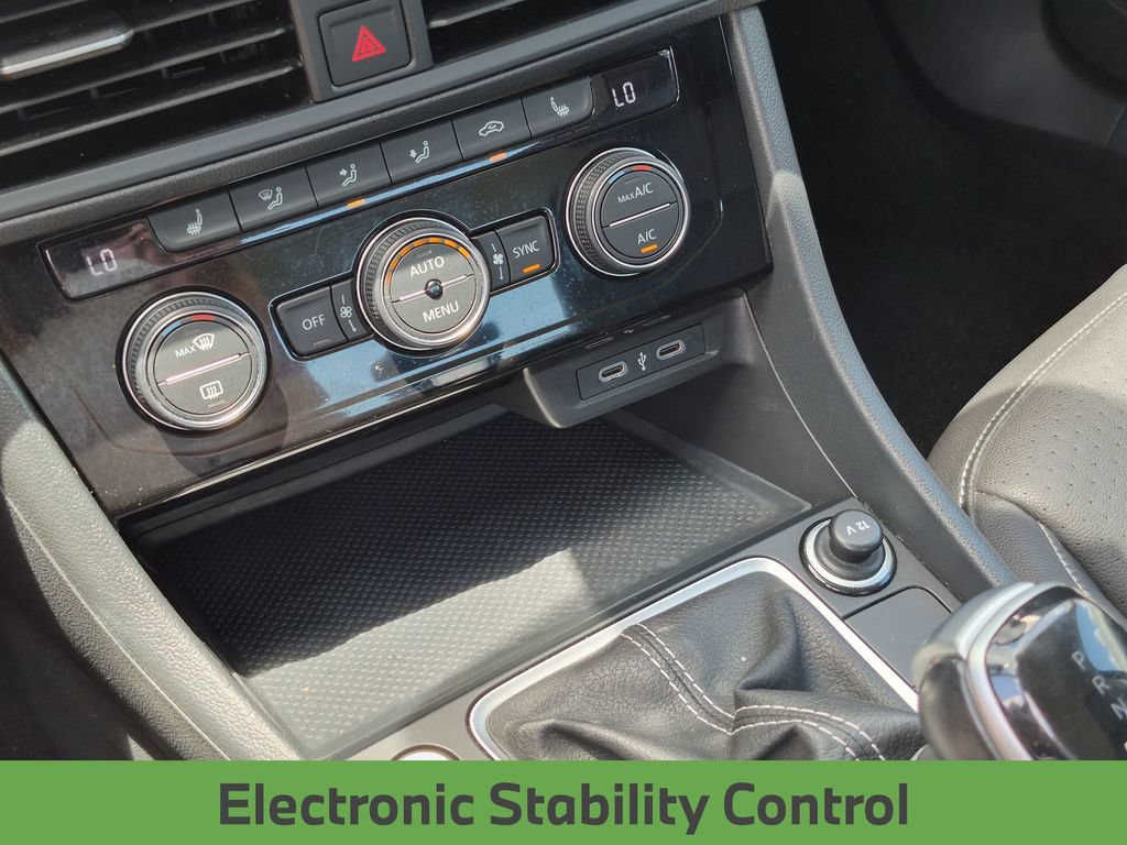 Used 2024 Volkswagen Jetta SE FWD image 20