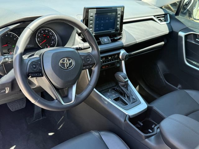 Used 2022 Toyota RAV4 XLE Premium FWD image 11