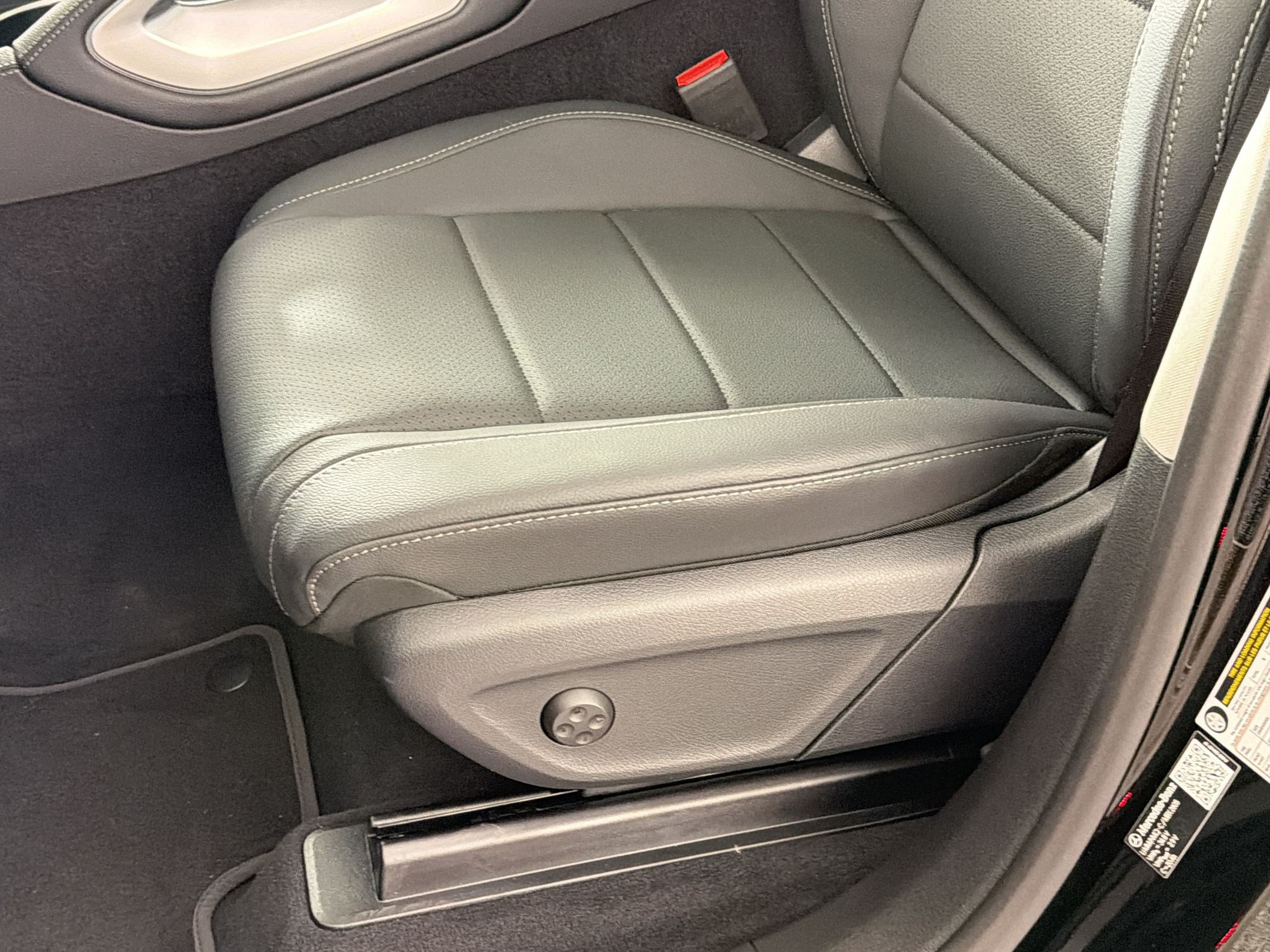 New 2026 Mercedes-Benz GLE 450 4MATIC image 14