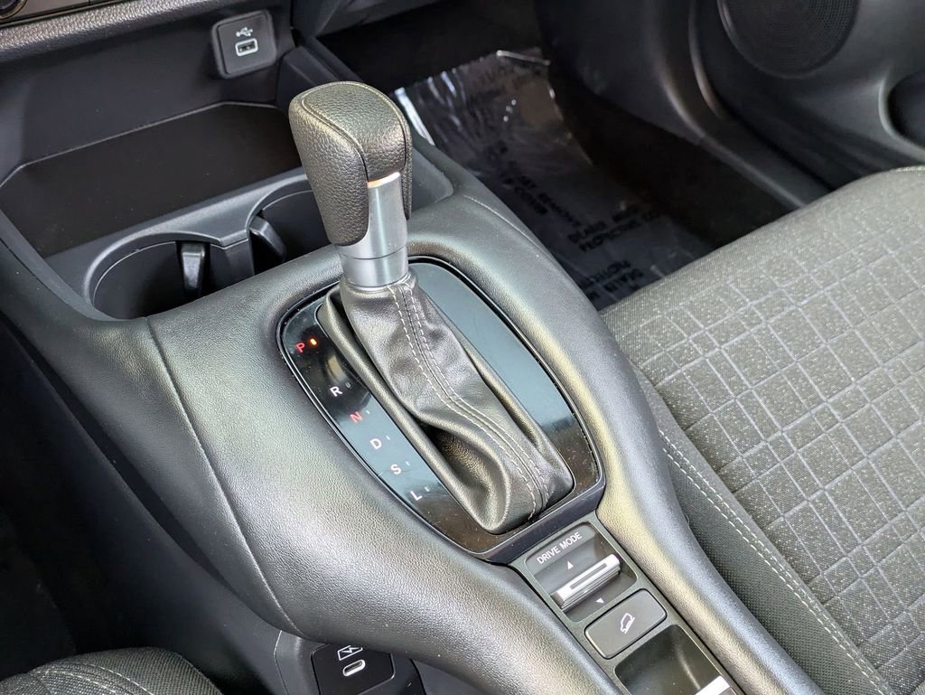 Used 2025 Honda HR-V LX image 18