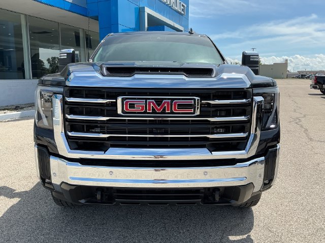 Used 2025 GMC Sierra 2500 SLT w/ SLT Premium Package AWD/4WD image 14