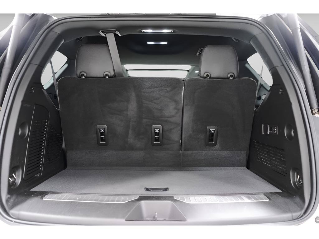 Used 2024 Chevrolet Tahoe High Country AWD/4WD image 37