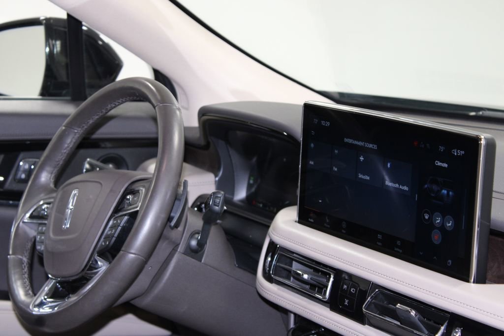 Used 2022 Lincoln Nautilus Reserve w/ Equipment Group 201A image 31