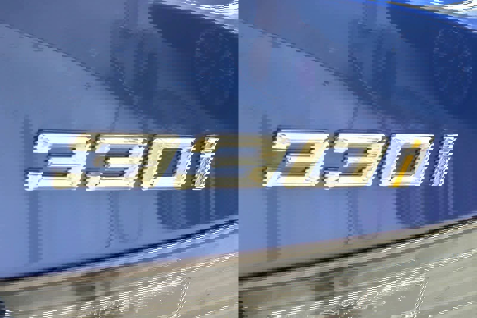 Certified 2023 BMW 330i Sedan w/ M Sport Package RWD image 27