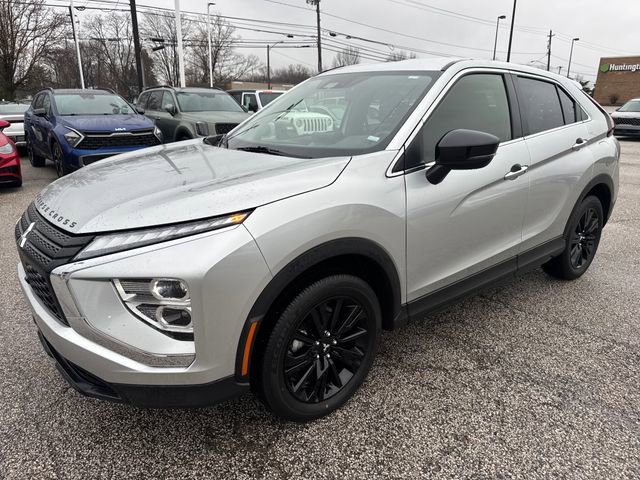 Used 2024 Mitsubishi Eclipse Cross LE image 3