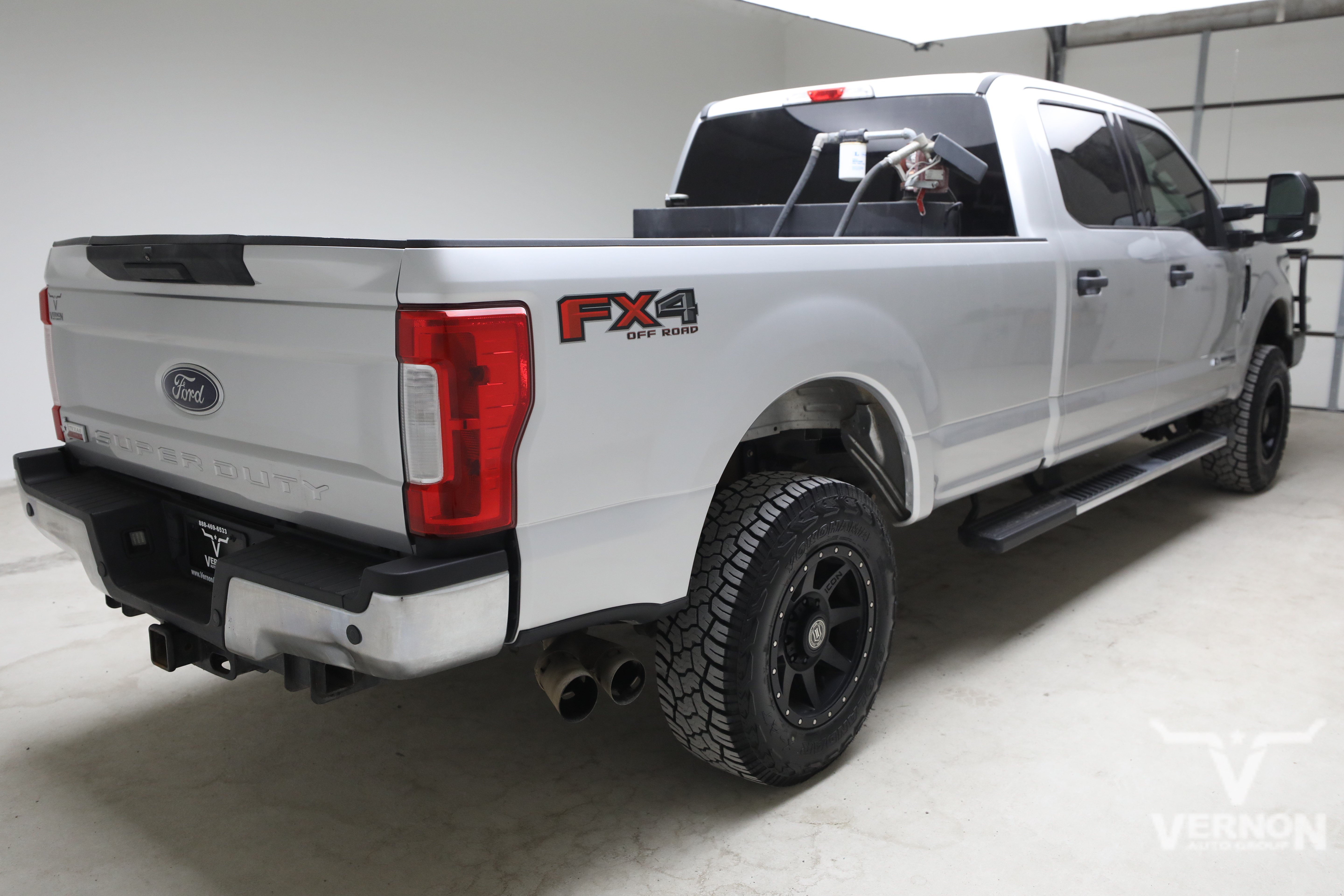 Used 2017 Ford F350 XLT w/ XLT Value Package AWD/4WD image 5