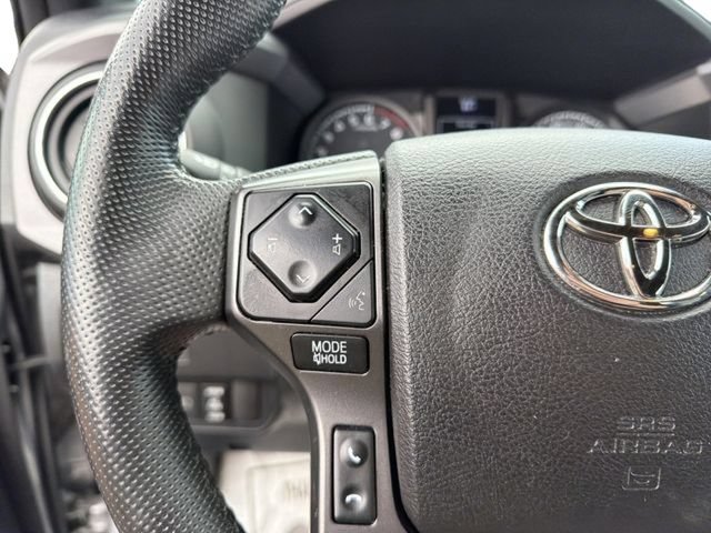 Used 2021 Toyota Tacoma TRD Sport AWD/4WD image 19