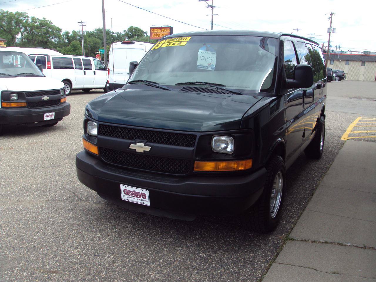 Used 2013 Chevrolet Express 1500 AWD image 4