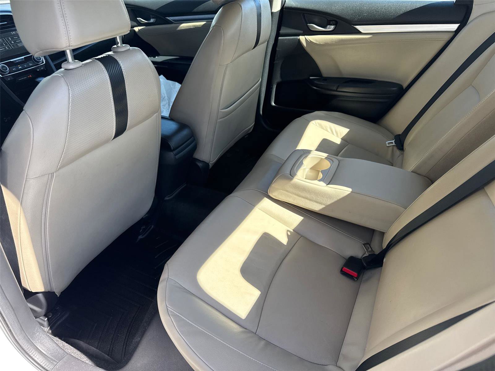 Used 2016 Honda Civic EX-L image 19