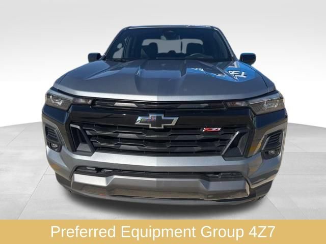 Used 2024 Chevrolet Colorado Z71 w/ Z71 Convenience Package 2 image 2