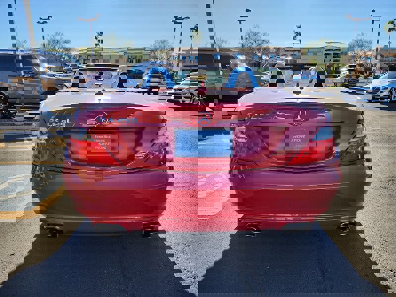 Used 2015 Mercedes-Benz SLK 250 w/ Premium Package image 23