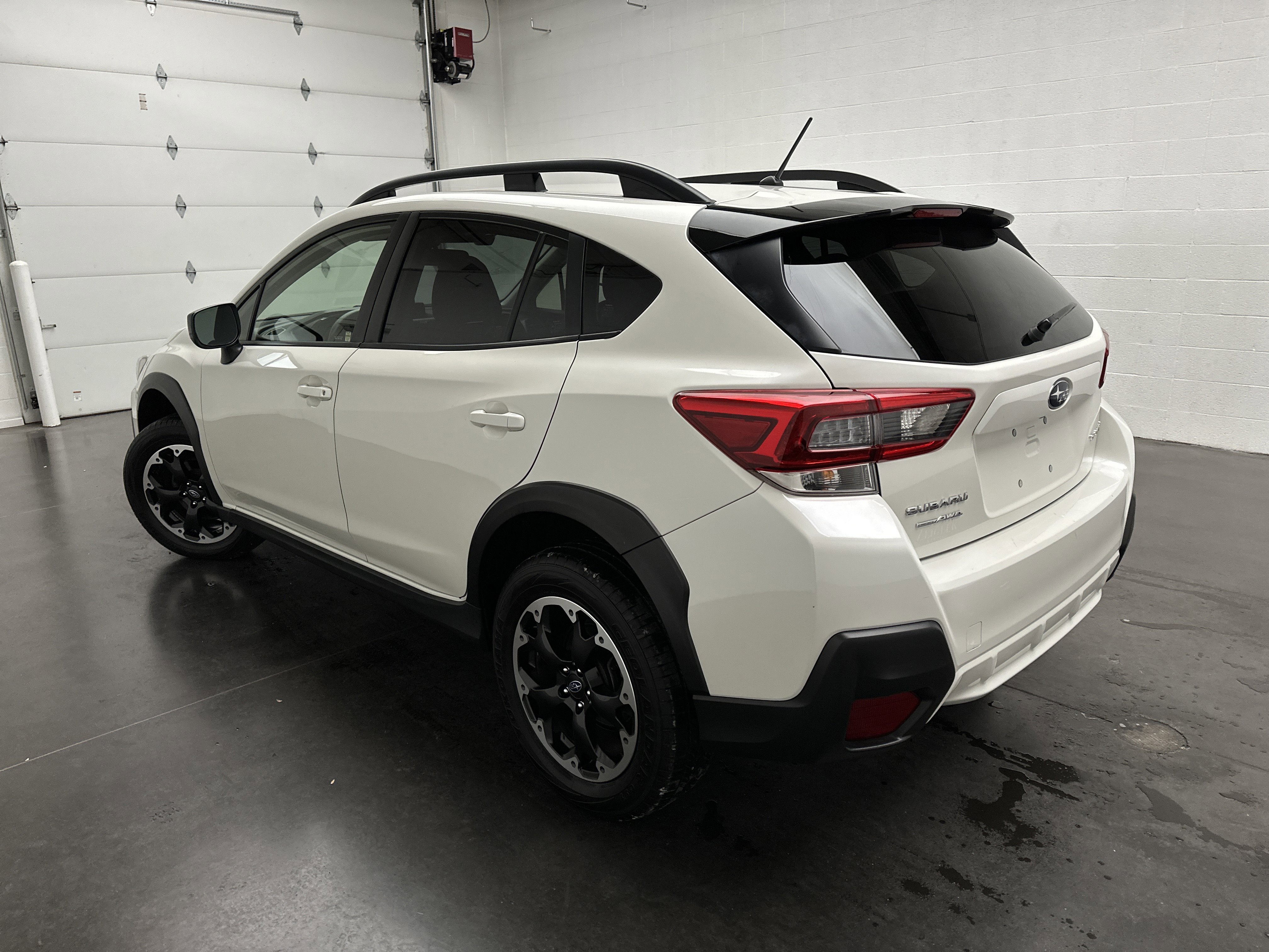 Used 2023 Subaru Crosstrek 2.0i image 6