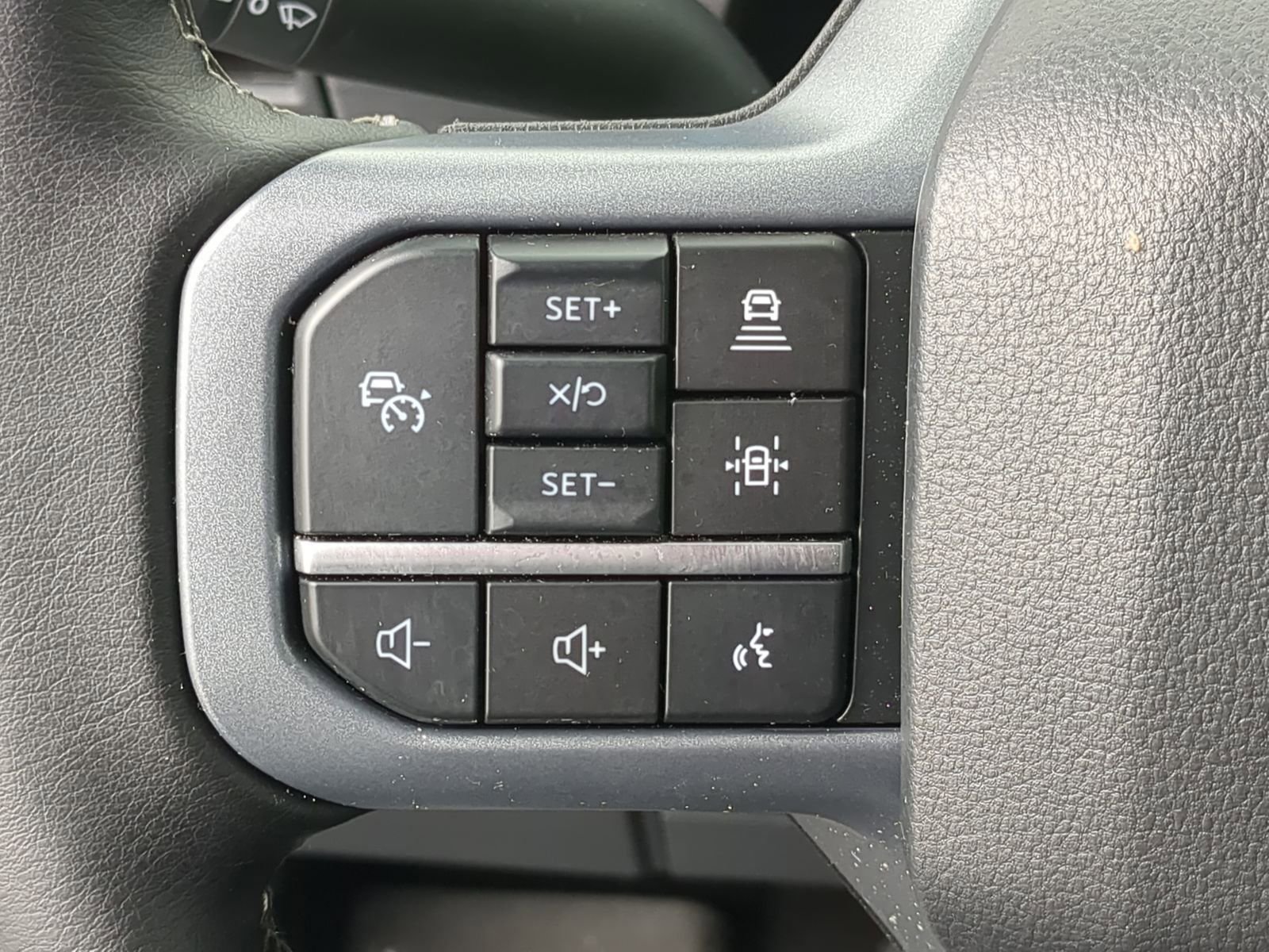 Certified 2025 Ford F150 XLT w/ Equipment Group 302A MID image 30