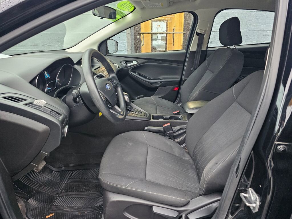 Used 2016 Ford Focus SE image 21