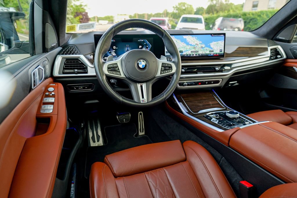 Used 2024 BMW X7 M60i w/ Executive Package AWD/4WD image 42